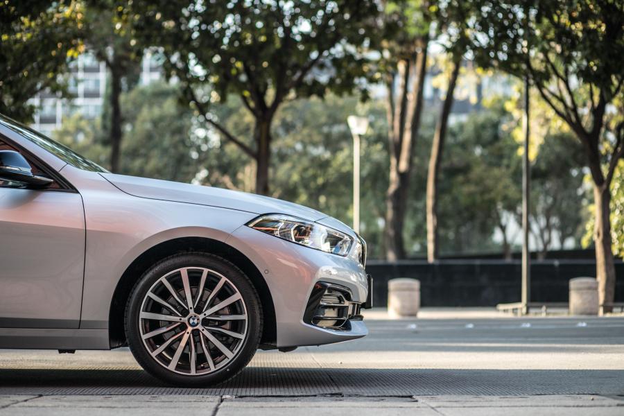 Детали экстерьера BMW 118i Sportline (F40) 2019 года  (MX) (фото 8 из 31)